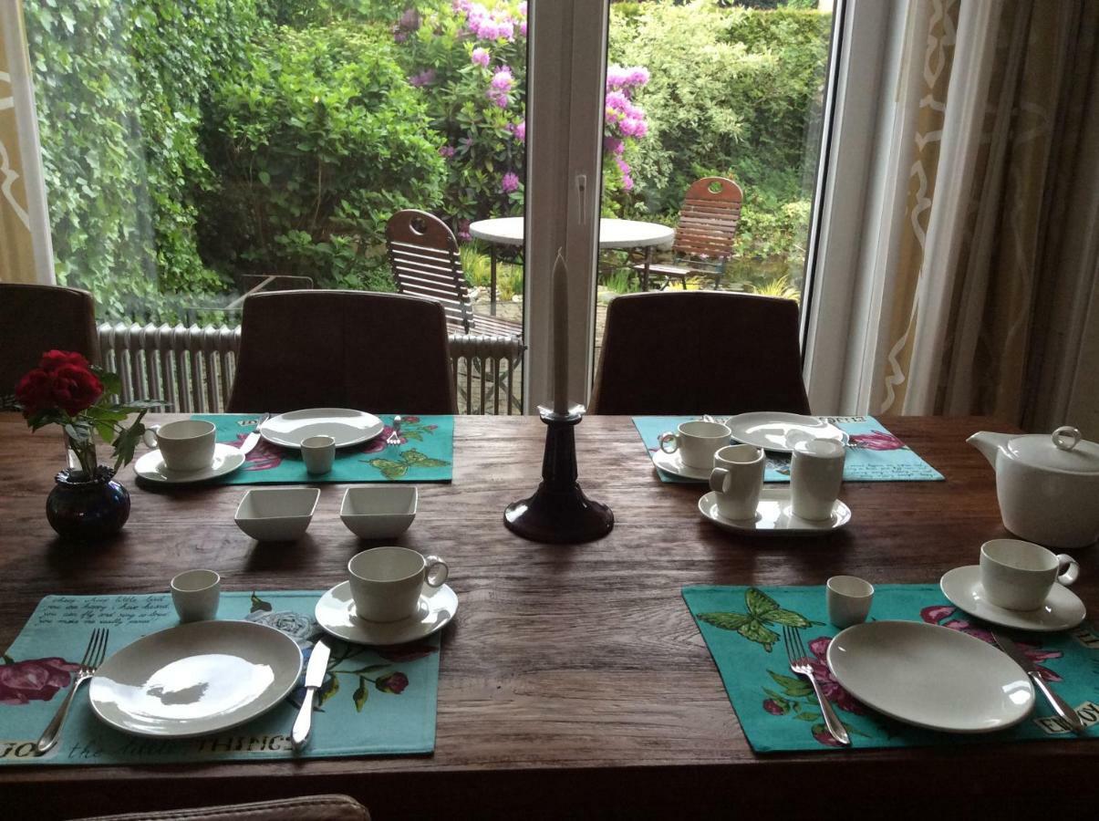 Bed and Breakfast De Aremberg Waalre Exterior foto