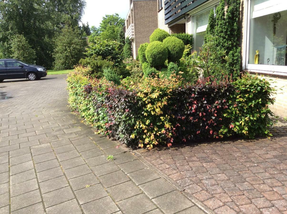 Bed and Breakfast De Aremberg Waalre Exterior foto