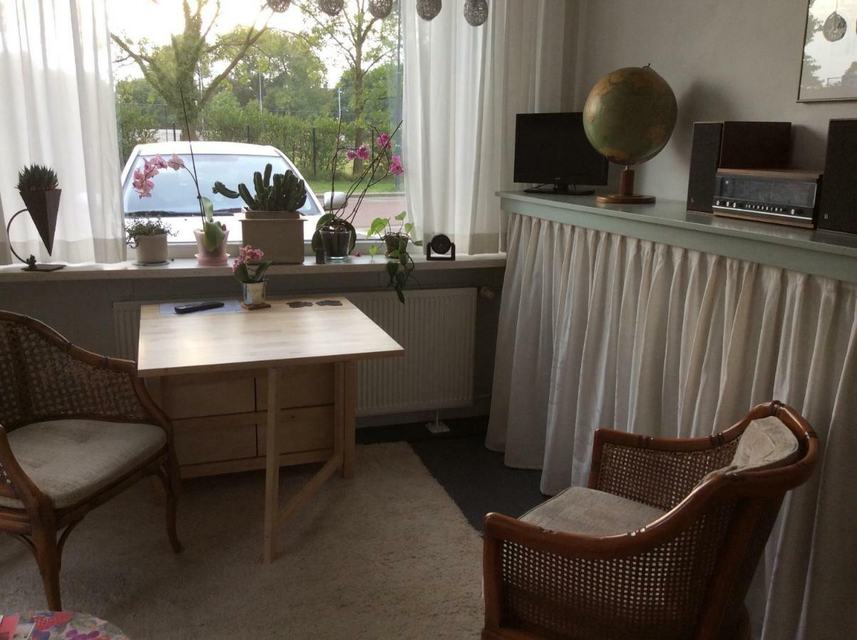 Bed and Breakfast De Aremberg Waalre Exterior foto