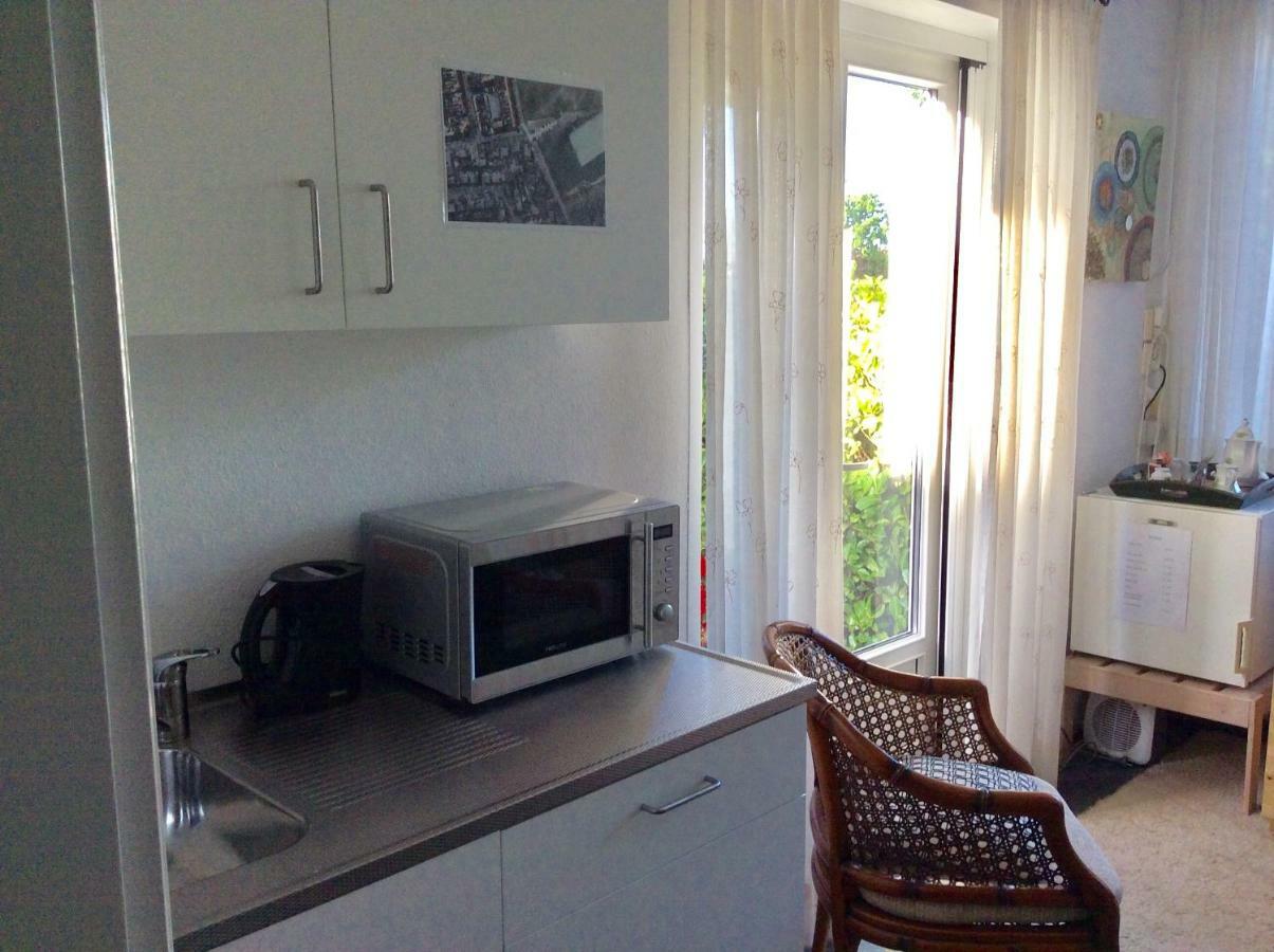 Bed and Breakfast De Aremberg Waalre Exterior foto